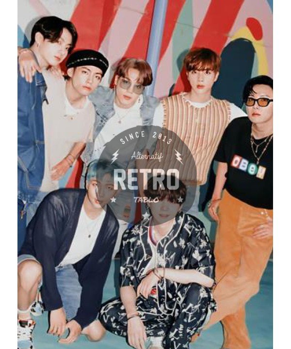 K-Pop Temalı Tablo 71 - Ahşap Retro Tablo